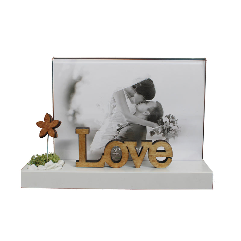 KQT225 cornice con base in legno e plexiglass con scritta love